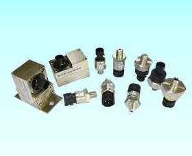 1089957980 阿特拉斯螺杆空压机压力传感器压力变送器压差传感器