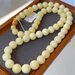 天然俄料原矿蜜蜡项链10.2～11.2mm扣头两边2颗小珠子7.5mm琥珀