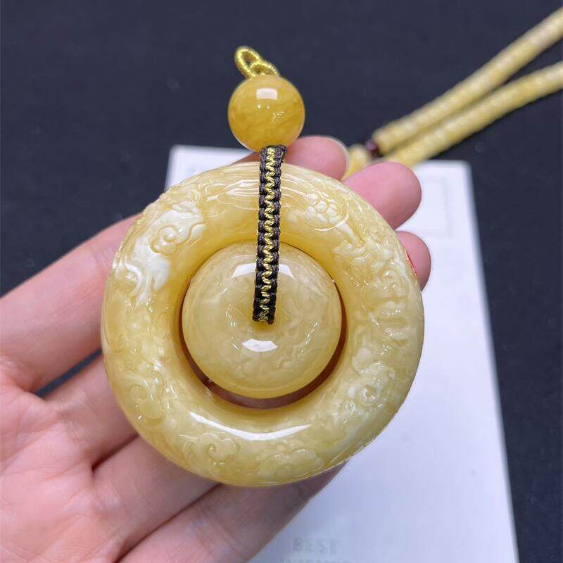天然俄料原矿白花蜜蜡同心扣龙扣项链吊坠32.1克无优化无烤色