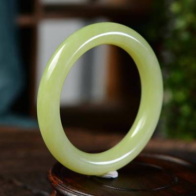 天然和田玉黄口料60.3mm圈口手镯 手工打磨 玉质细腻 温润 y20