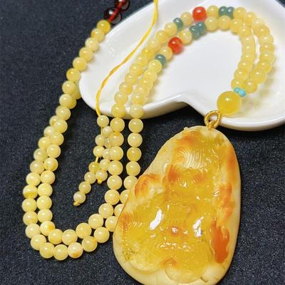 天然俄料原矿蜜蜡大龙牌吊坠女款项链32.3克无优化无烤色琥珀凯
