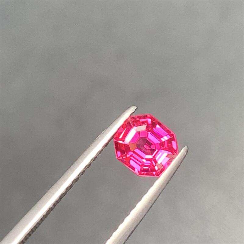 天然缅甸尖晶石Vibrant火彩好0.75ct吉尔德证书戒指项链18k金悠