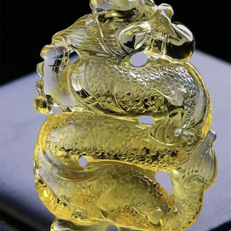 收藏级大号天然巴西原矿黄水晶龙牌吊坠项链手工雕刻73.8g礼物即