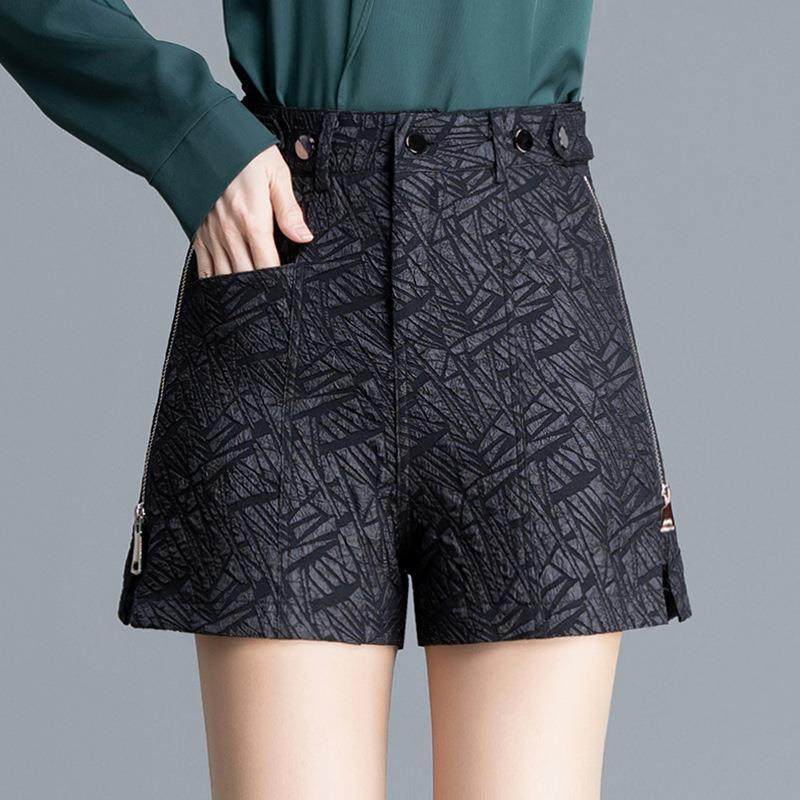 提花短裤女2024春季新款显瘦高腰宽松阔腿春秋裤子黑色外穿A字裤,女装/女士精品,休闲裤,淘宝优惠券,粉丝福利购,淘宝优惠卷