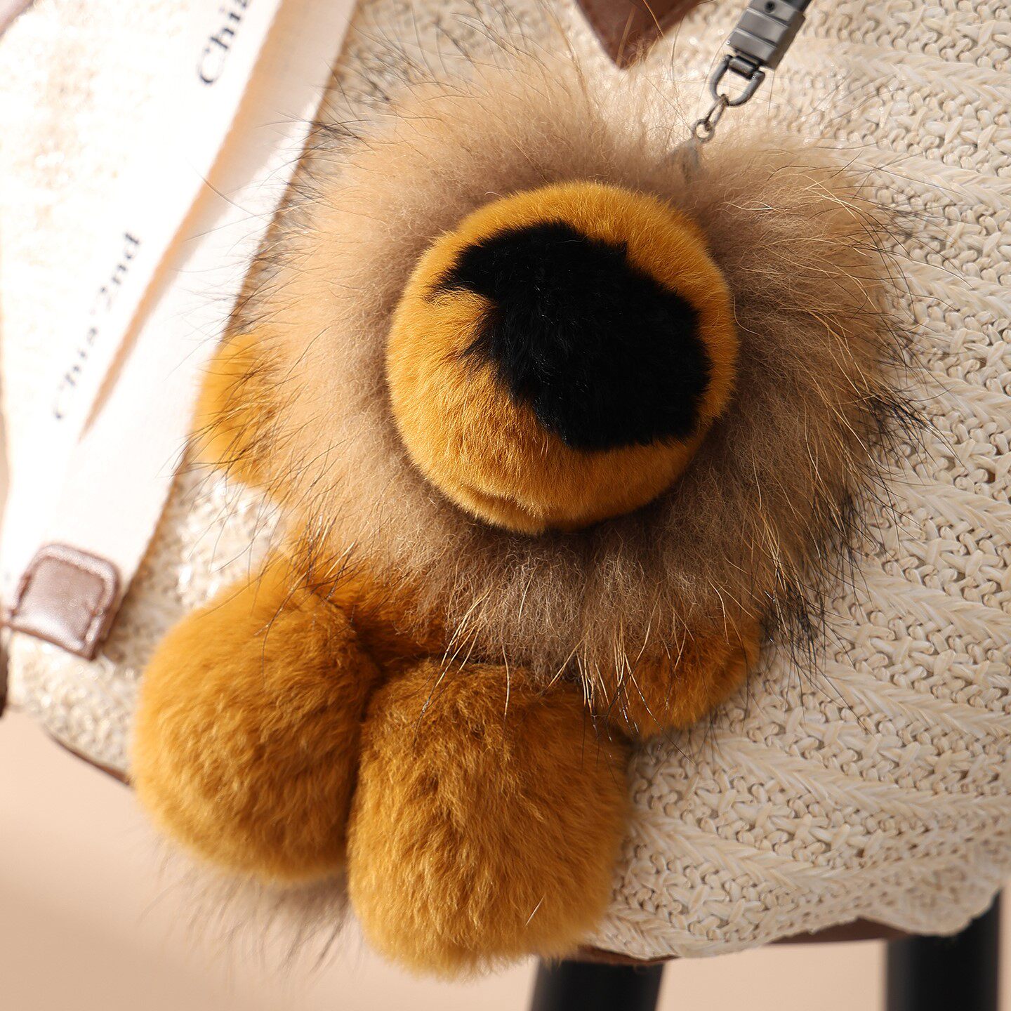 韩版可爱真獭兔毛小狮子汽车钥匙扣挂件毛绒公仔包包挂饰高档礼物