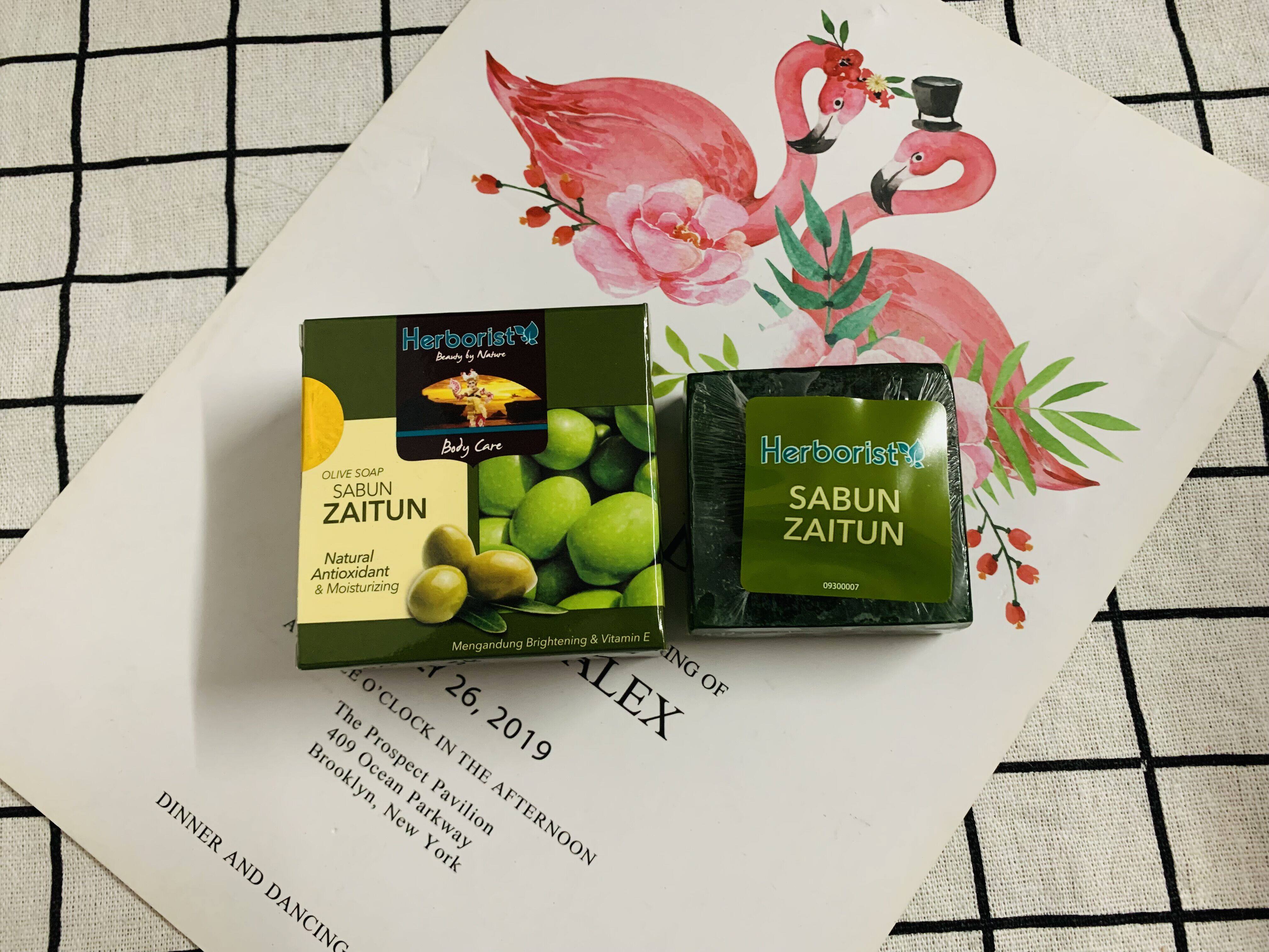 现货 印尼herborist佰草集橄榄精油皂手工皂清洁洗脸补水滋润 80g