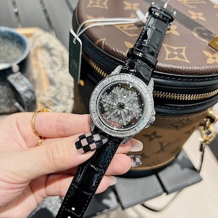 满镶钻女时尚 TICTOC表盘士手表镂空皮带韩版 石英真皮白色国产腕表