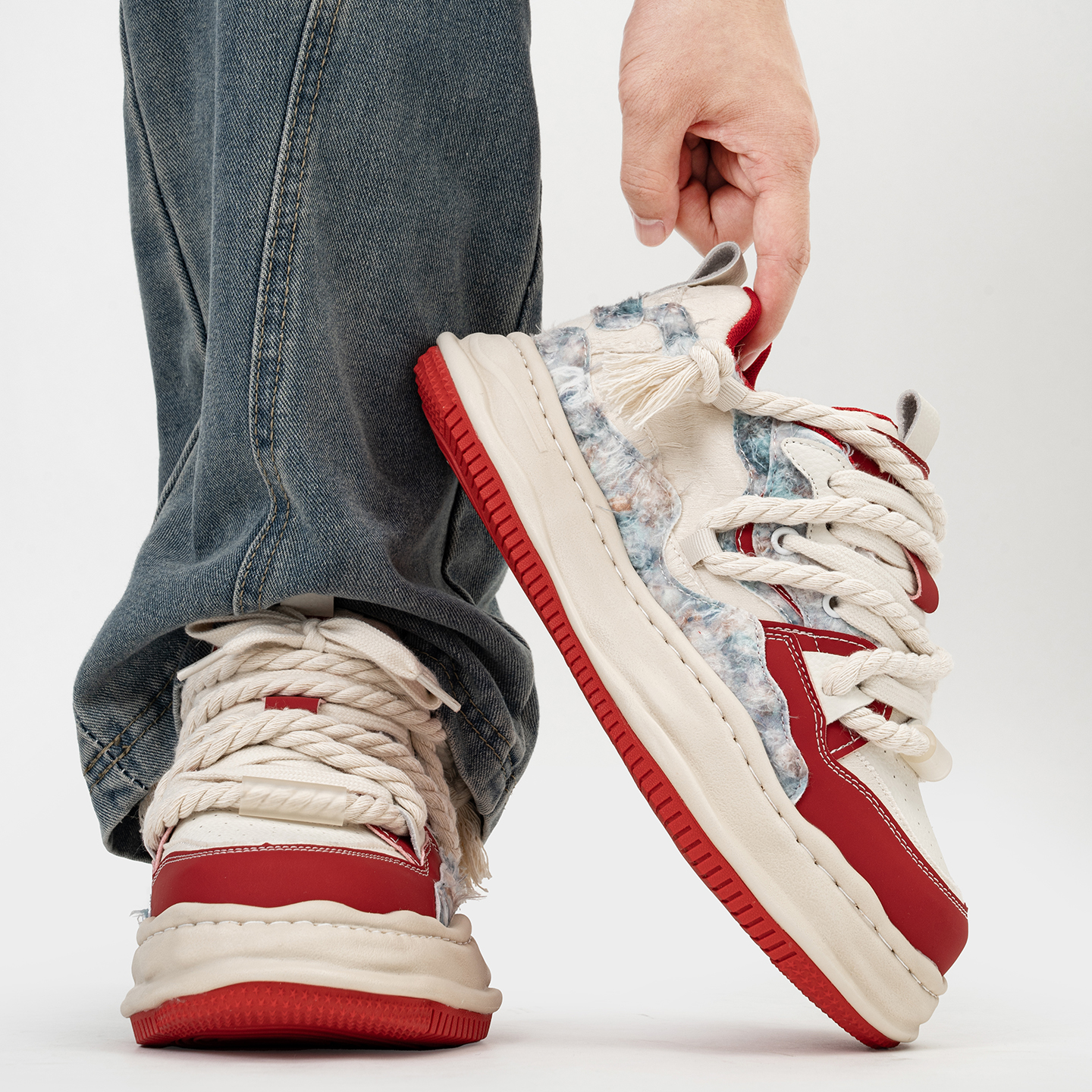 2025新款7cm隐形增高鞋男女小众红色厚底溶解鞋情侣松糕面包板鞋