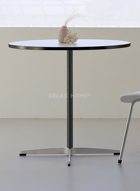 伊姆斯中古风餐桌韩国博主小户型圆形纯色办公桌咖啡休闲餐饮桌子