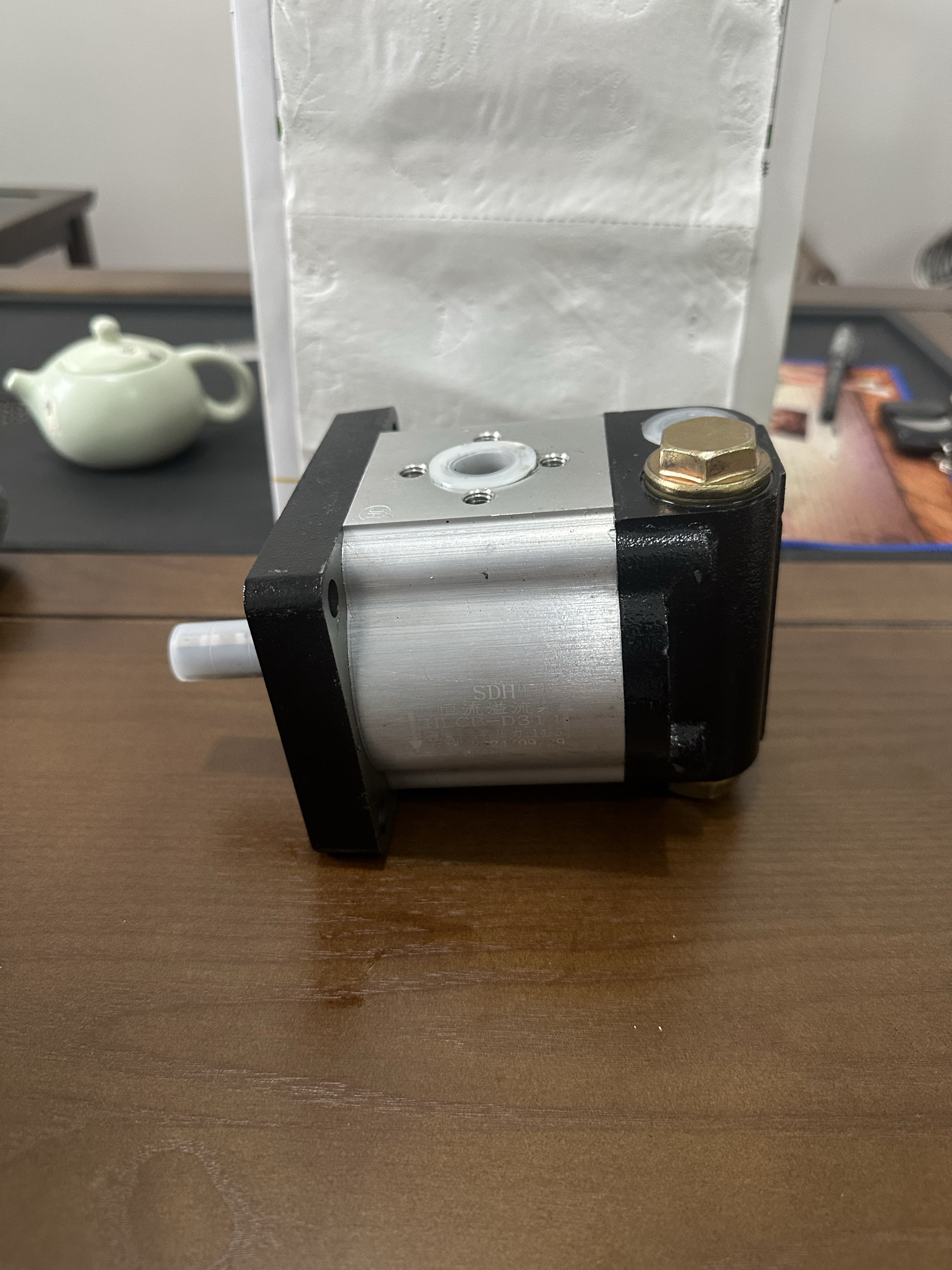 东方红福田欧豹迪尔奔野45504554604704拖拉机转向泵恒流泵液压泵