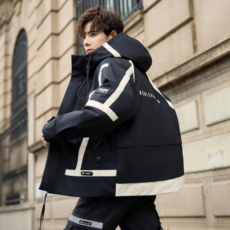 冲锋衣羽绒服男款青少年2025年新款潮牌连帽运动工装冬季外套加厚