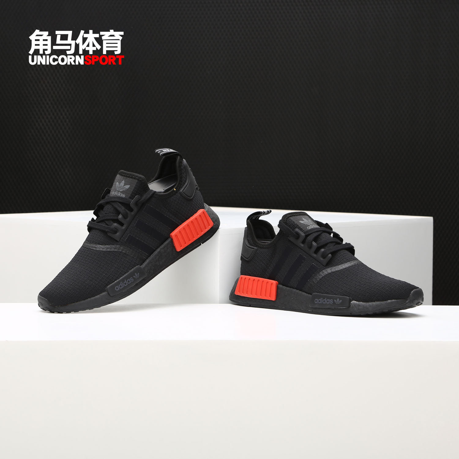 Adidas/阿迪达斯正品 NMD_R1 Boost 黑武士 男女休闲板鞋B37618