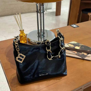 时尚 简约热卖 包包休闲百搭 女包单肩斜挎韩版 玛莎爱贝尔8822新款