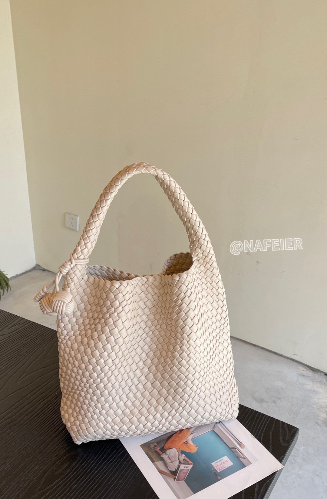 娜飞儿51857新款女包手工编织质感单肩托特包大容量水桶包时尚包