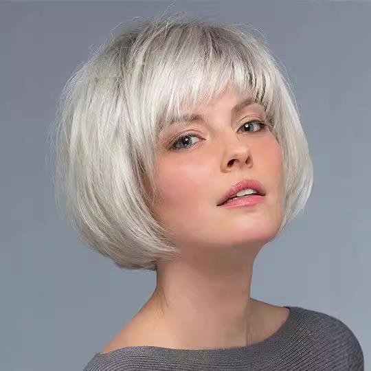 Wig for women with short bangs, gradient light gold