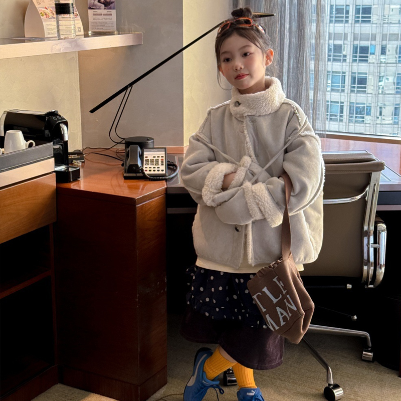 女童外套新款带手套皮毛一体