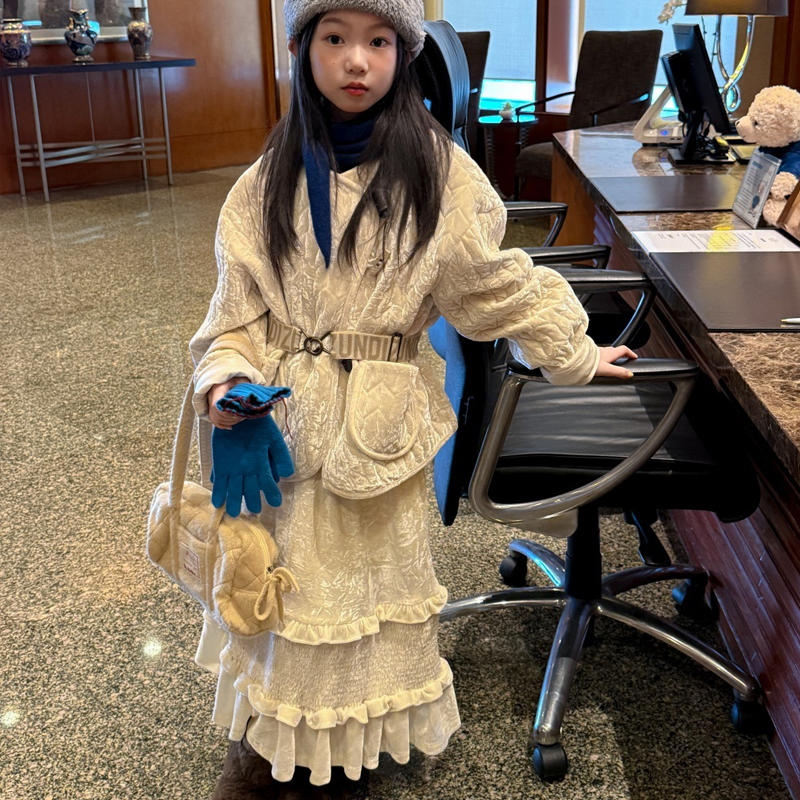 2025秋冬童装女童半身裙新款韩版花边半身裙甜美公主风洋气宽松