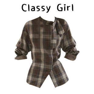 “格子戏法 俏皮异形扣”蝴蝶结系带气质短款衬衫女2026早春上衣