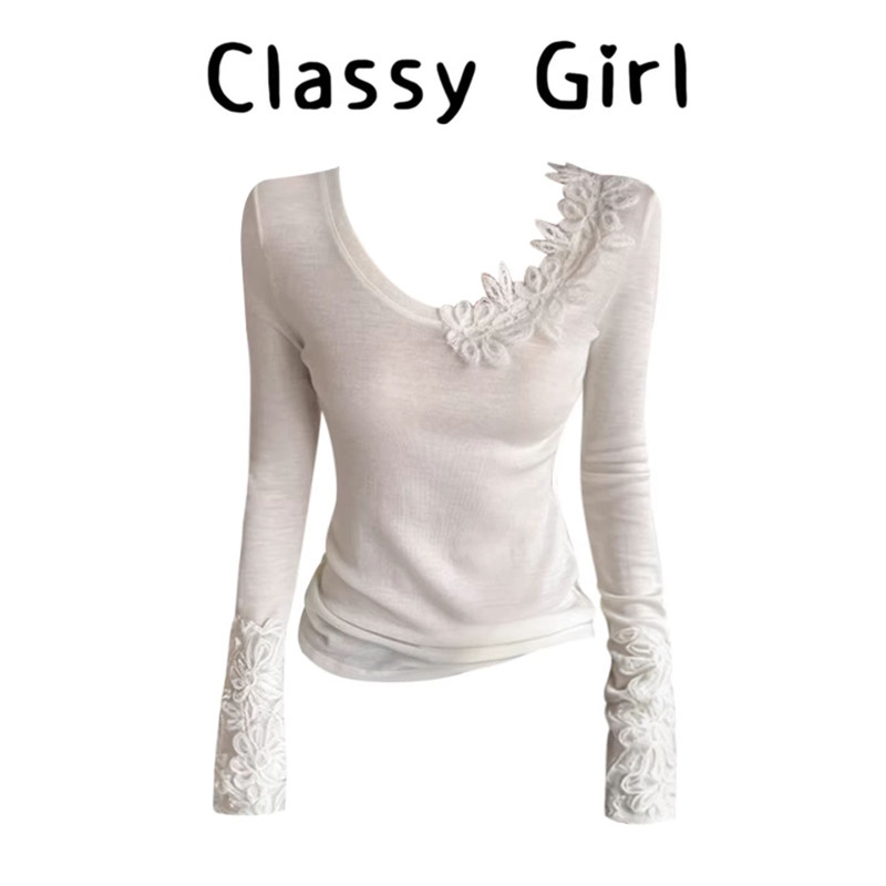 冬季纯欲时尚刺绣拼接T恤打底衫