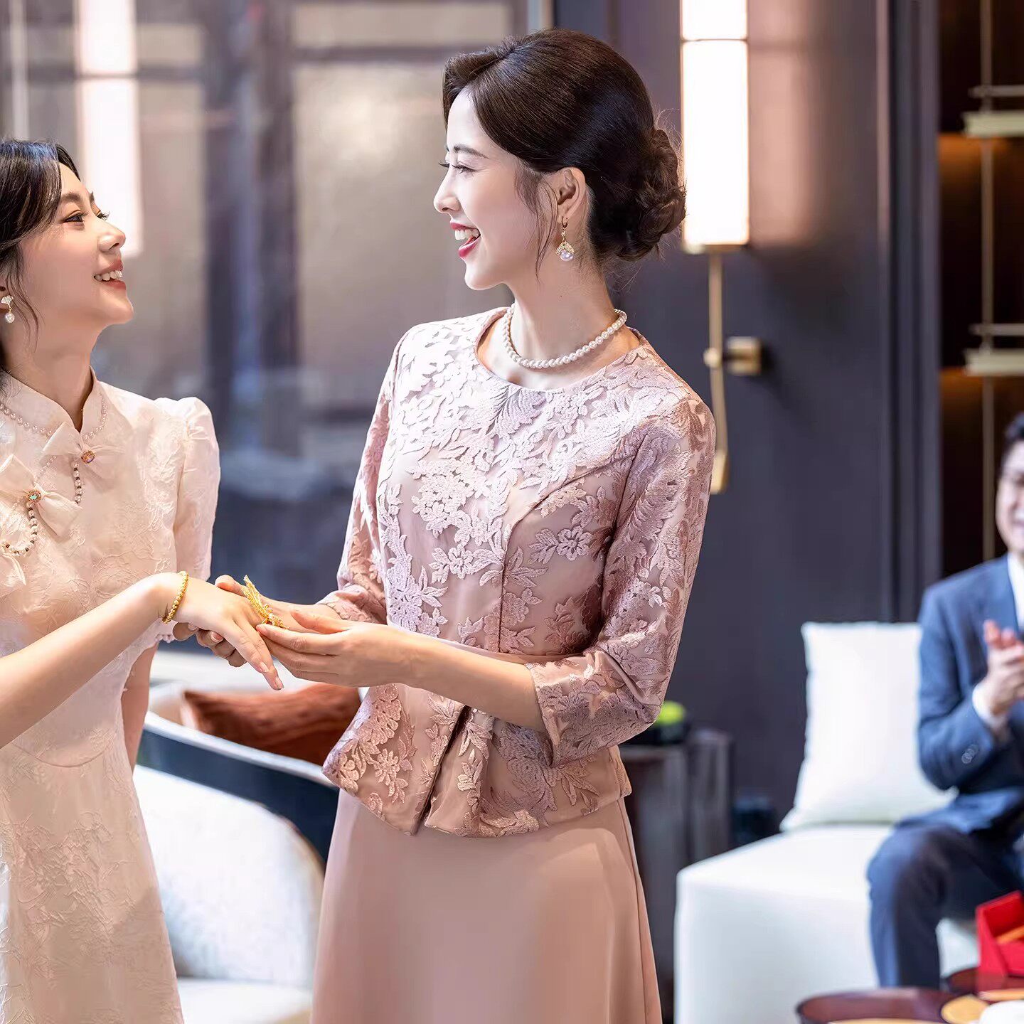 喜婆婆婚宴装遮肚假两件2026礼服/晚装