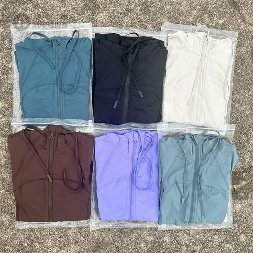 纯色女士运动连帽夹克外套