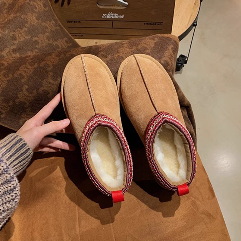 2025冬季新款雪地靴女皮毛一体短筒羊毛拖鞋棉鞋厚底民族风松糕底