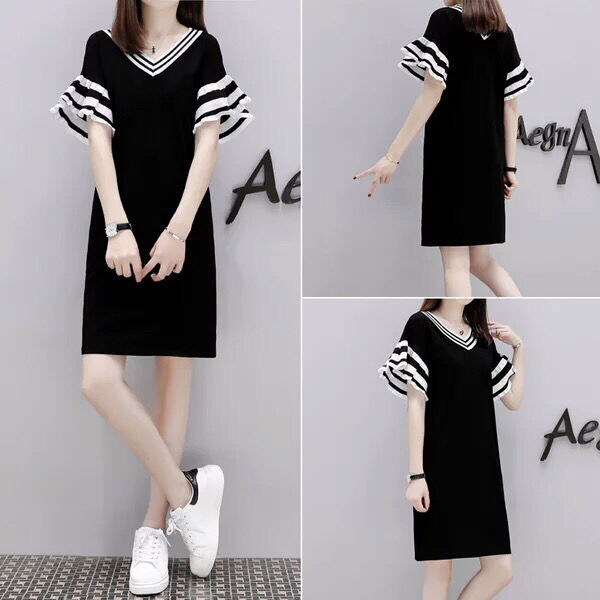 2020 summer new women's wear loose pure cotton slim V-neck Dress Medium Length petal sleeve skirt small black skirt