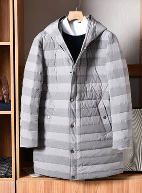 狼家、余单！少量现货！浅灰色中长款连帽羽绒服轻薄白鸭绒外套男