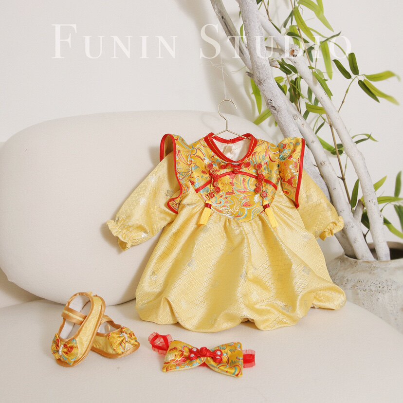 女宝春夏中国风唐装中式礼服抓周图片