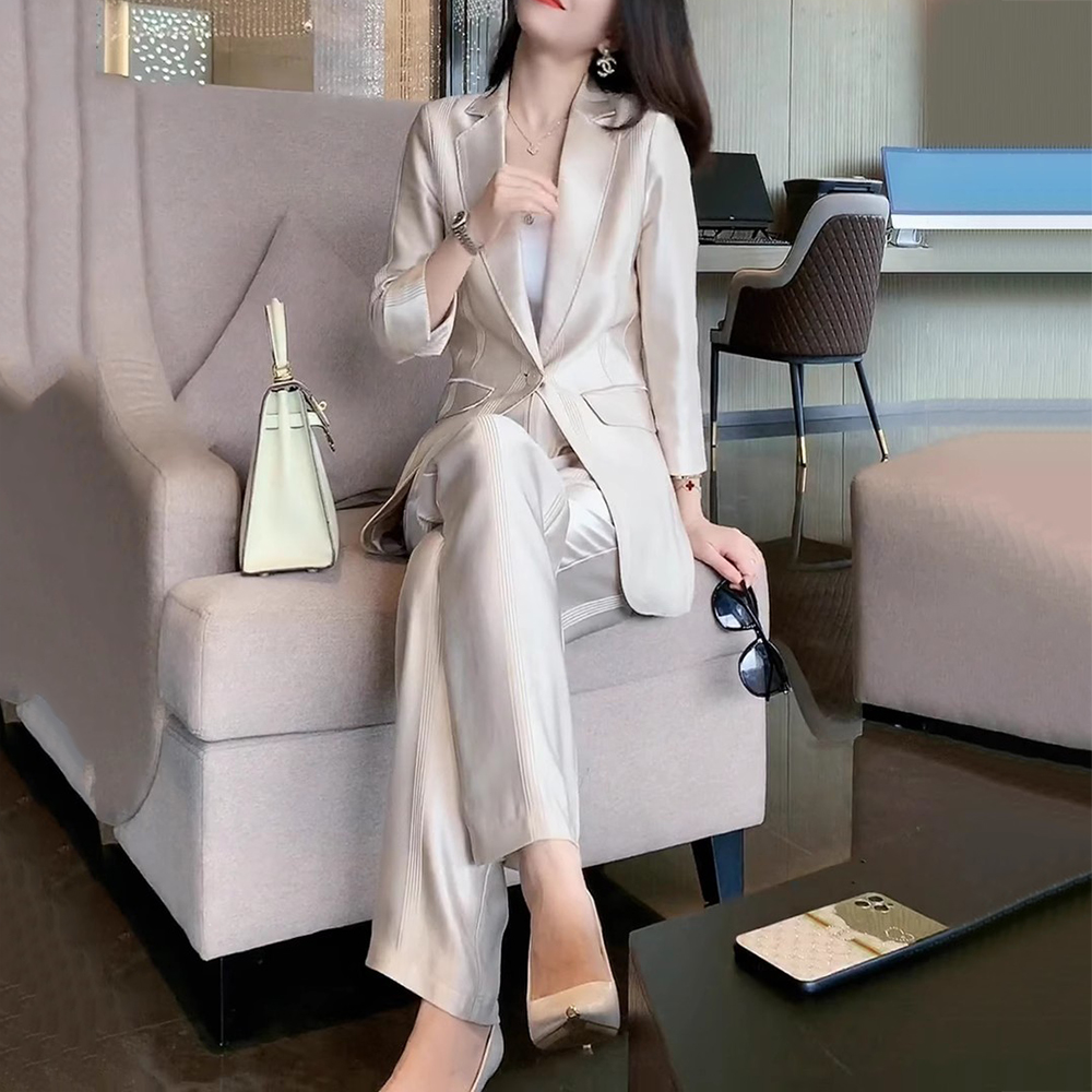 高级感职业装气质女神范套装七分袖小西装外套女薄款秋装直筒裤