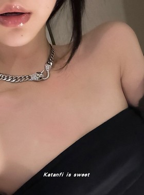 情侣银色钛钢蛇头显瘦锁骨链