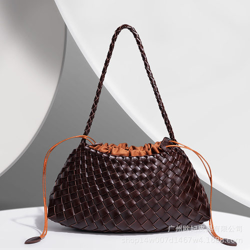 2026 Women's French Style Hand-woven Vegele Basket Single Sh