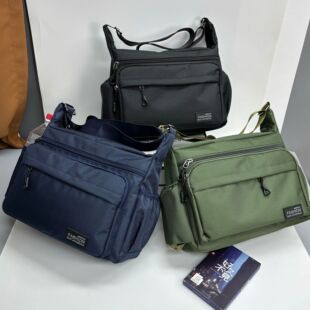 Men's European Large Capacity Cloth Shoulder Outdoor Travel