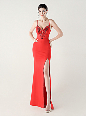 红色高端妈妈婚宴绝美晚礼服女轻奢重工独特绝美宴会吊带连衣裙子