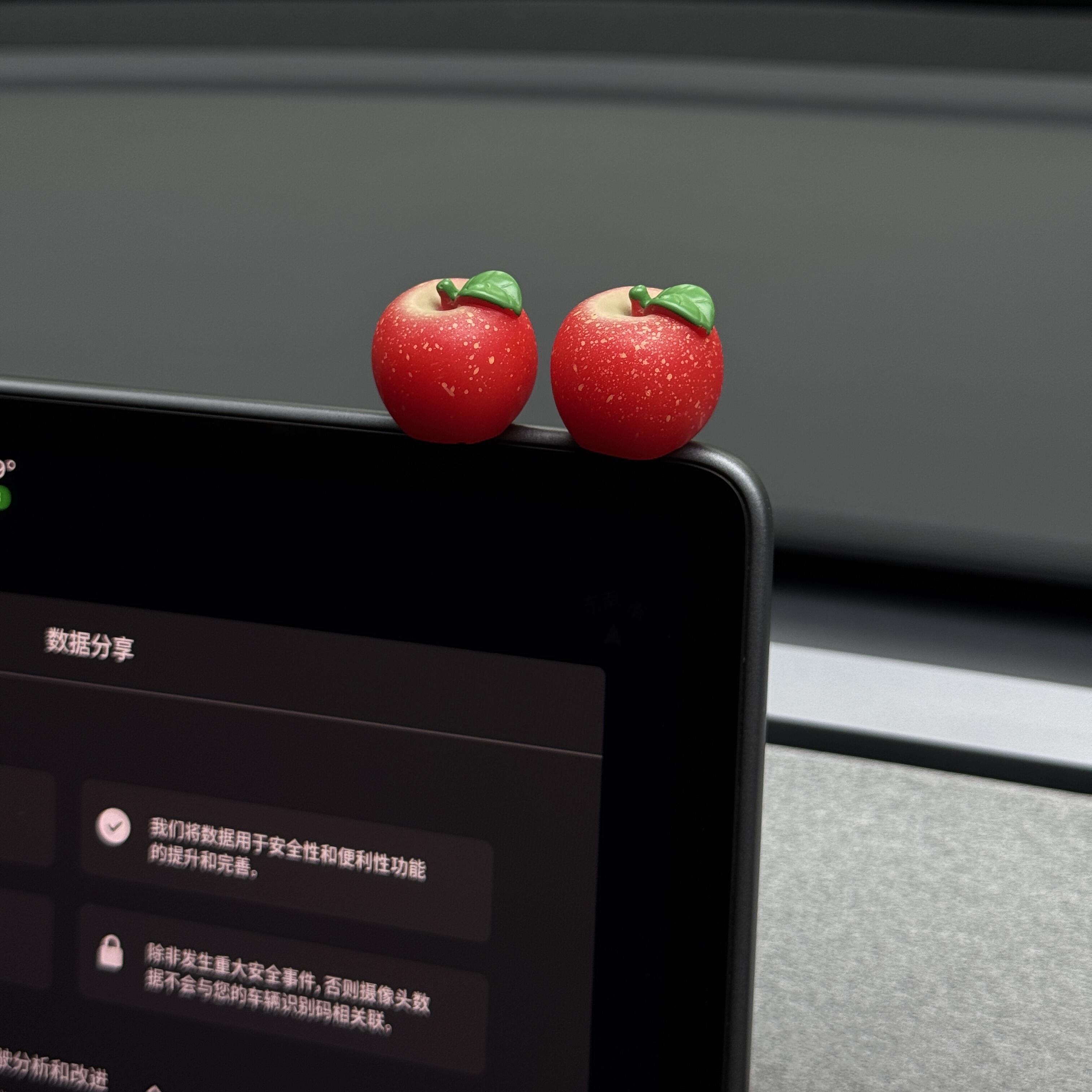 苹苹安安车载摆件苹果汽车中控台个性创意卡通苹安车载装饰贴国庆