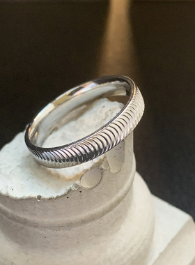 逆鳞-碎冰冰可沾水钛钢尾戒指男