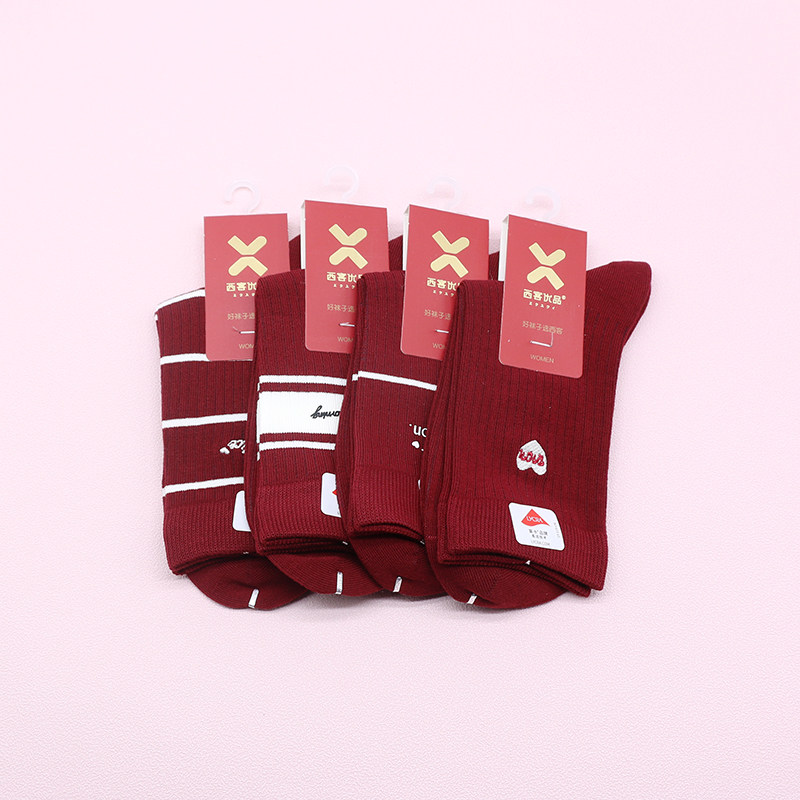 西客优品  秋冬鸿运字母组合新年本命红中筒学生成人女袜252H2969,女士内衣/男士内衣/家居服,中筒袜,淘宝优惠券,粉丝福利购,淘宝优惠卷