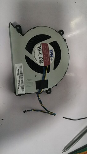 联想aio520-27ITL 一体机风扇 散热器 01mn751