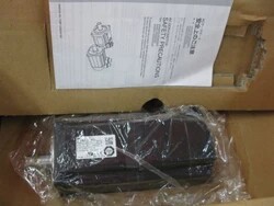 SGMG-092AB原装安川伺服电机全新质保一年现货包邮欢迎询价