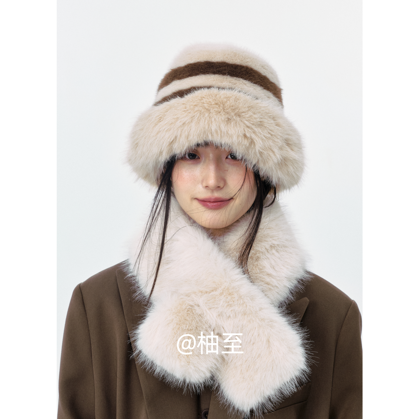 时髦条纹渔夫帽子围脖二件套女秋冬韩系防寒保暖毛绒帽子围巾套装