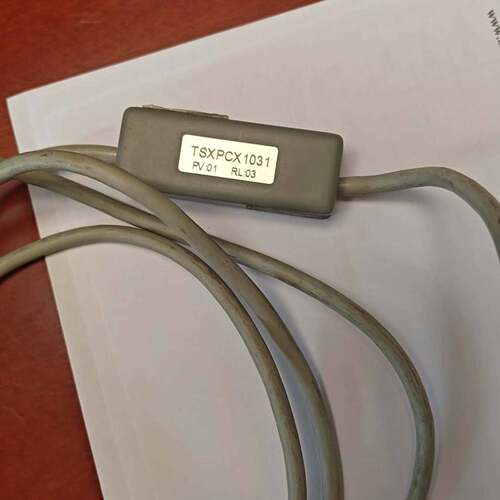 维修TSXPCX1031，，CPU，施耐德原装编程线昆腾系列下载线议价