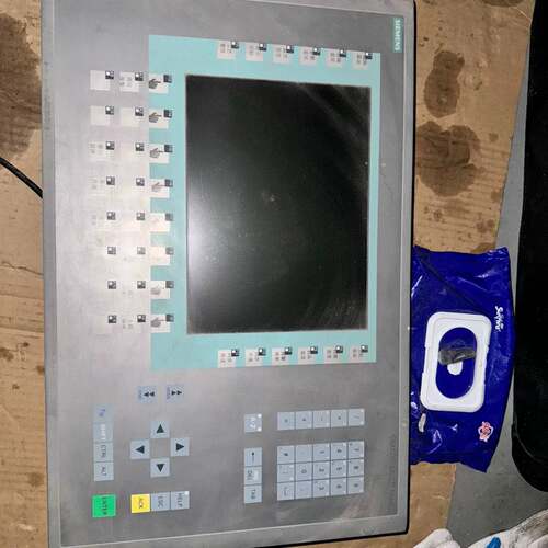 可维修西门子屏幕6AV6643-0DD01-1AX1一个，议价