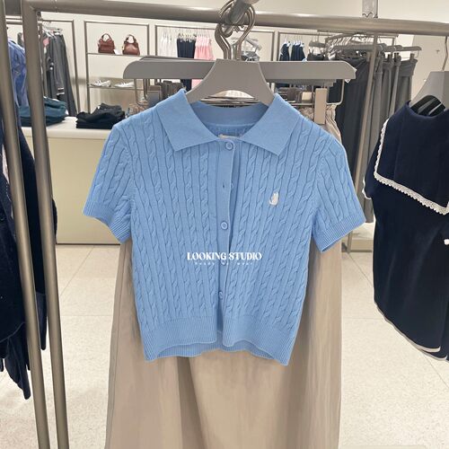 UR&DC2026春季新款绞花刺绣小翻领POLO修身短袖针织衫女短款上衣