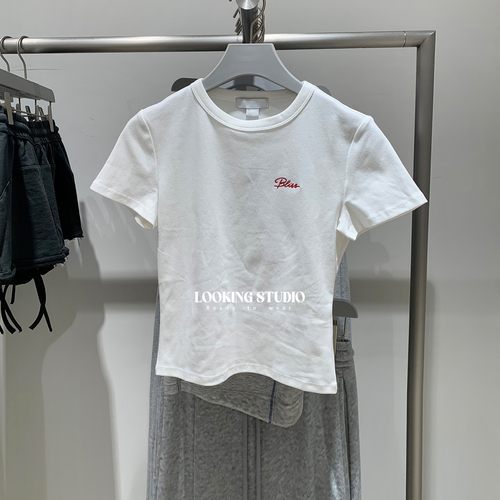 UR&DC2025夏季新款简约休闲风字母刺绣修身圆领短袖T恤女短款上衣