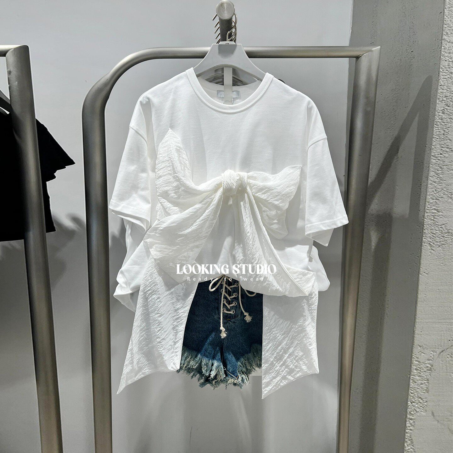 UR&DC2025夏季新款设计感蝴蝶结装饰宽松圆领短袖T恤女棉白色上衣