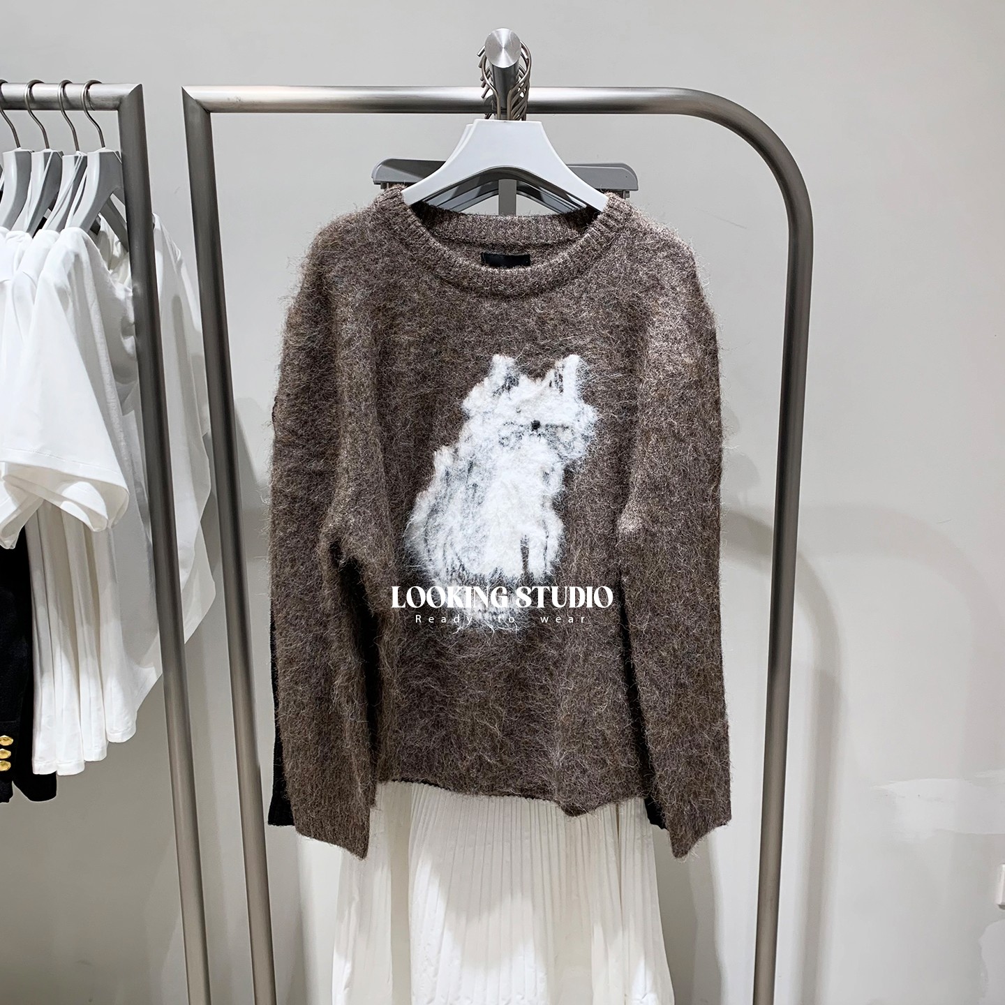 UR&DC2025秋季新款琥珀流光风动物卡通圆领套头毛衣长袖针织衫女