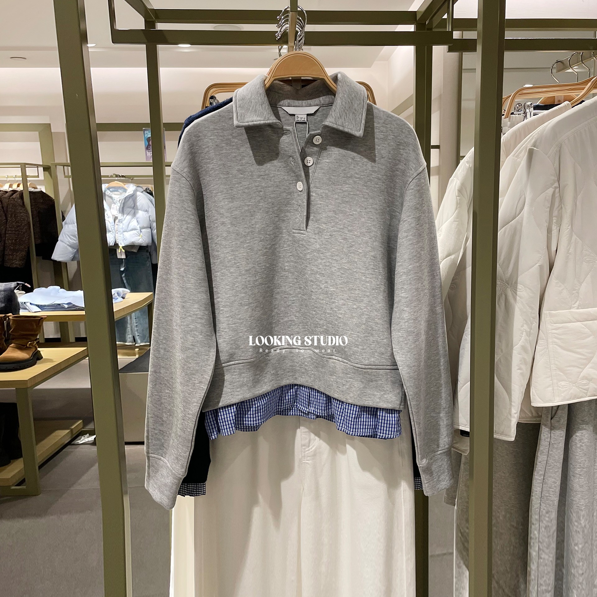 UR&DC2025秋季新款设计感休闲拼接假两件格纹翻领宽松套头卫衣女