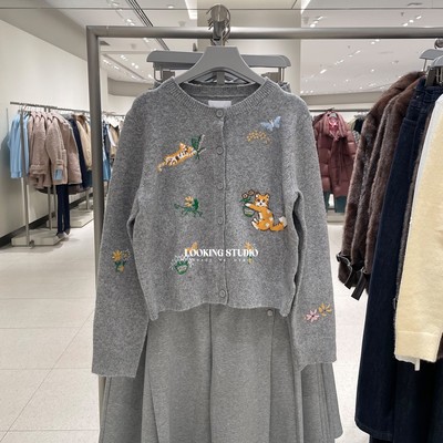 UR&DC2026春季新款甜美减龄童趣花卉猫咪提花短款长袖针织开衫女