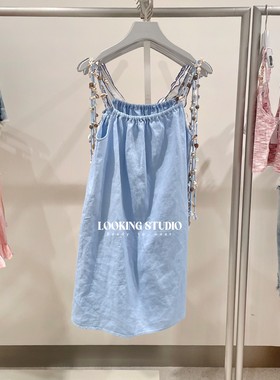 UR&DC2025夏季新款休闲度假风海星贝壳装饰蓝色抽褶吊带连衣裙女