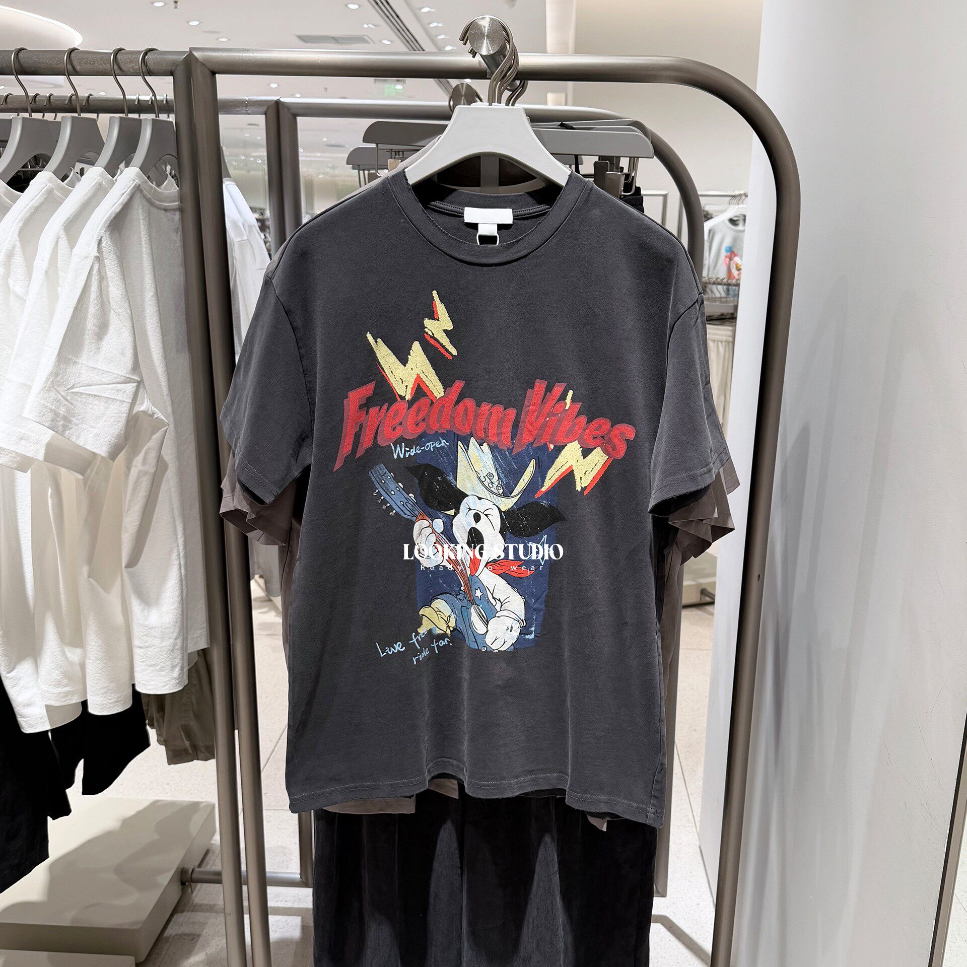 UR&DC2026夏季新款女装潮流复古风做旧漫画印花棉质圆领短袖T恤女